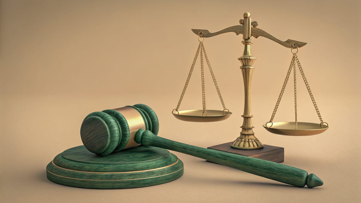 Obrona w sprawach o zniesławienie w mediach (art. 212 KK) - jak działa adwokat