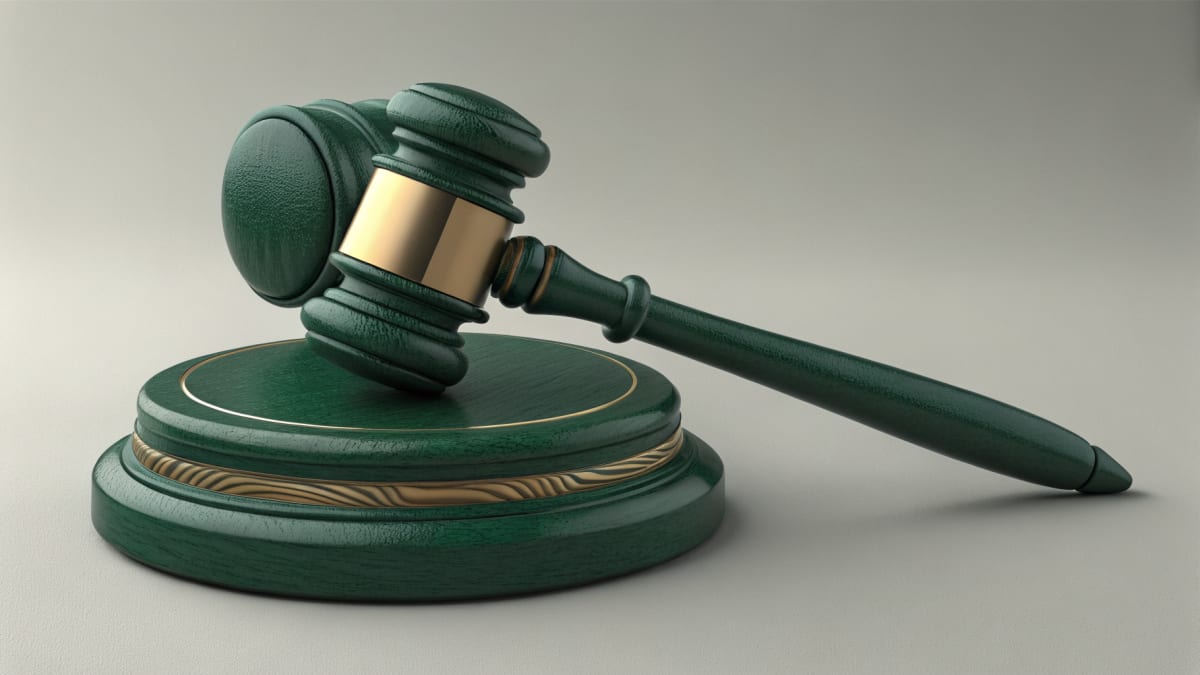 Pranie pieniędzy z przestępstw międzynarodowych: art. 299 KK i obrona oskarżonego